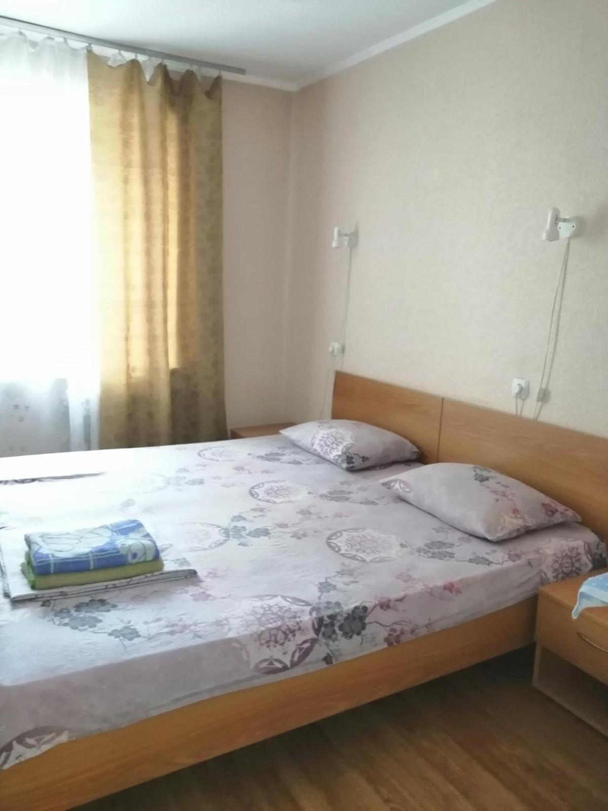 Ferienwohnung Ekonom V Tsentre Kieva Exterior foto